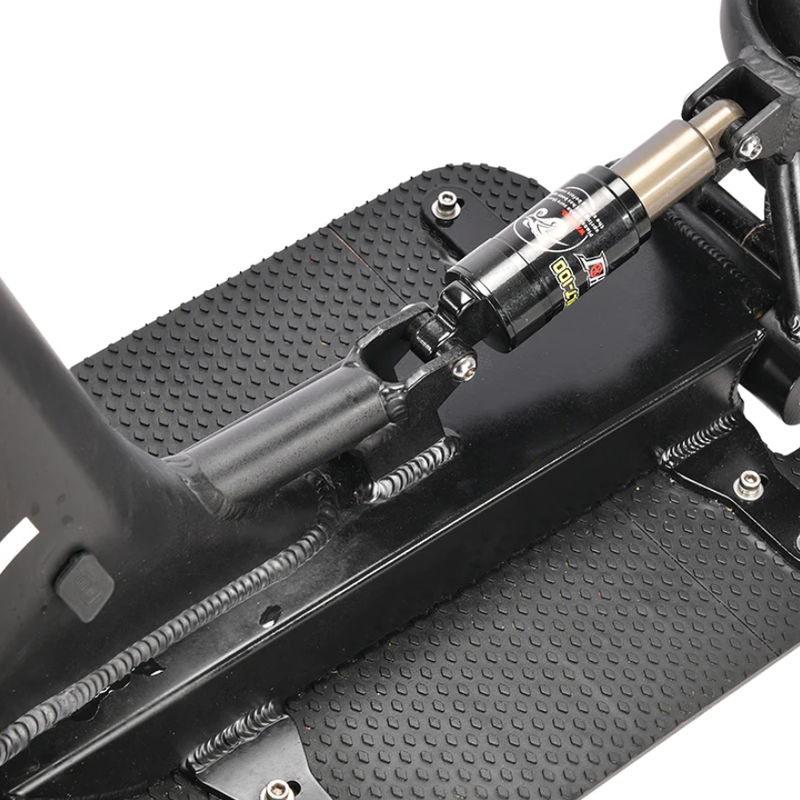 Load image into Gallery viewer, Bakcou Grizzly Electric Scooter - additional view 11